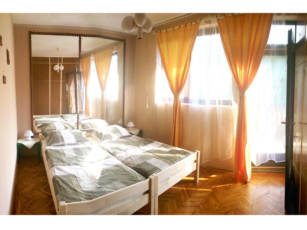 Orchidea Apartman Tata Pokój zdjęcie