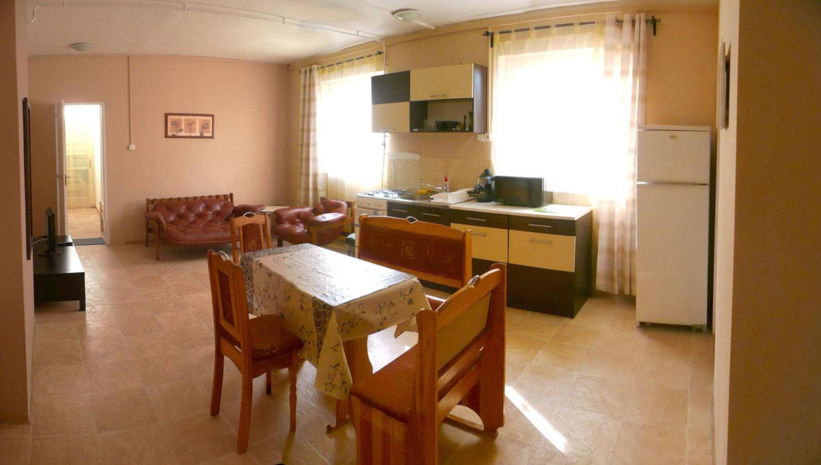 Orchidea Apartman Tata Zewnętrze zdjęcie